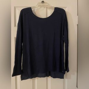 Classy American Eagle long sleeve shirt!